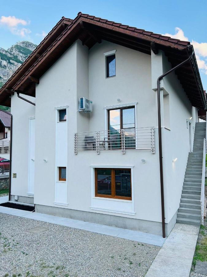M House Băile Herculane Exterior foto